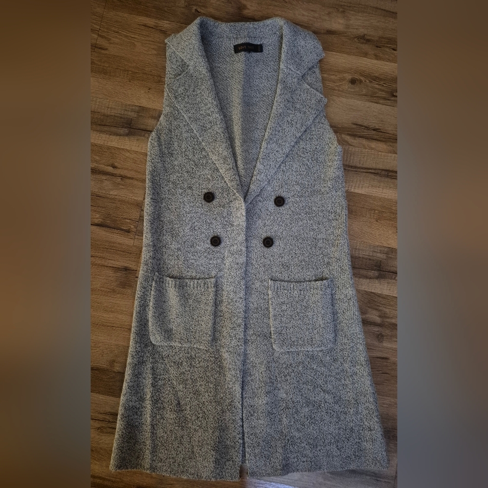 Love Tree Gray Sleeveless Long Sweater Vest